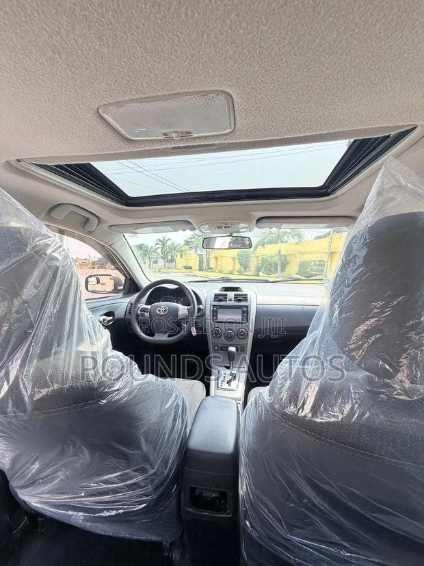 Toyota Corolla S 4dr Sedan (1.8L 4cyl 4A) 2013 Gray