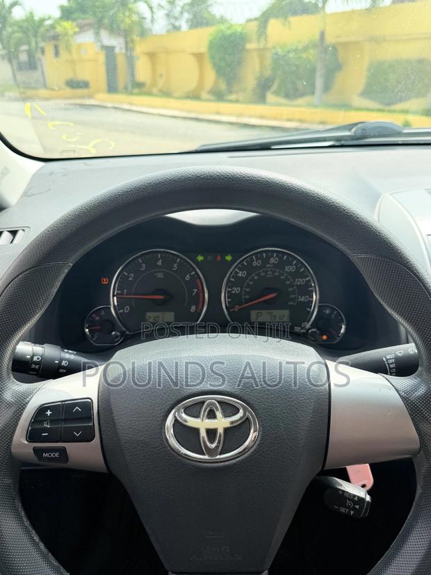 Toyota Corolla S 4dr Sedan (1.8L 4cyl 4A) 2013 Gray