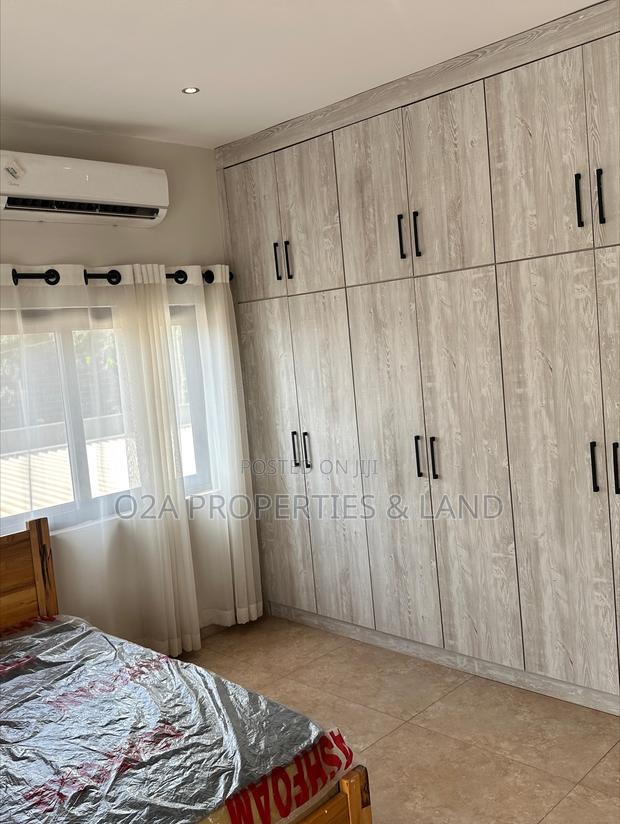 4bdrm House in Oyarifa, Ghana Flag for sale photo 10