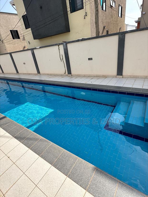 4bdrm House in Oyarifa, Ghana Flag for sale photo 14