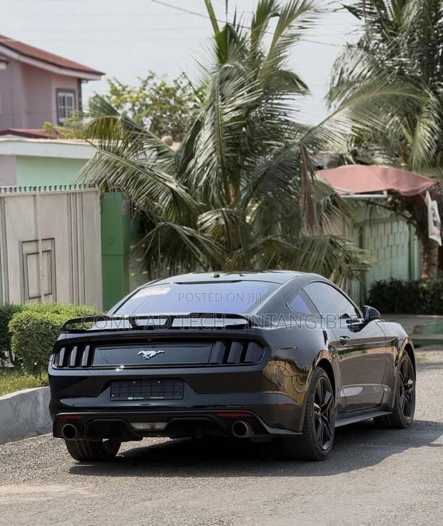 Ford Mustang 2017 Black