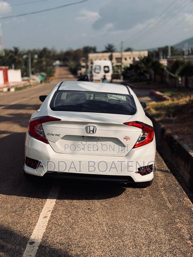 Honda Civic EX 4dr Sedan (2.0L 4cyl) 2017 White photo 9