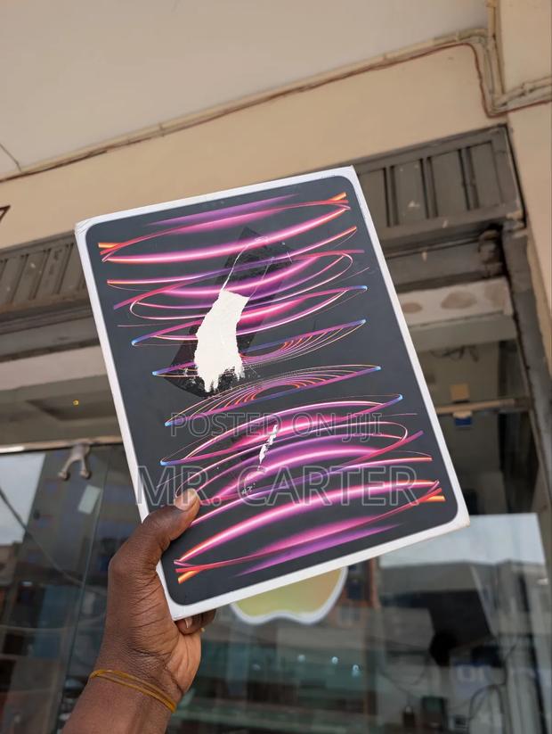 New Apple iPad Pro 12.9 (2022) 128 GB Gray