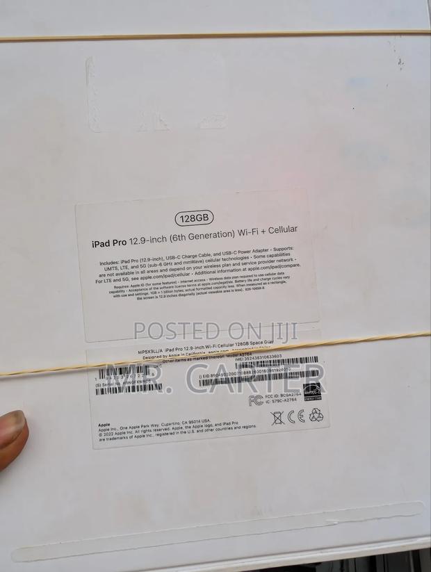 New Apple iPad Pro 12.9 (2022) 128 GB Gray photo 8