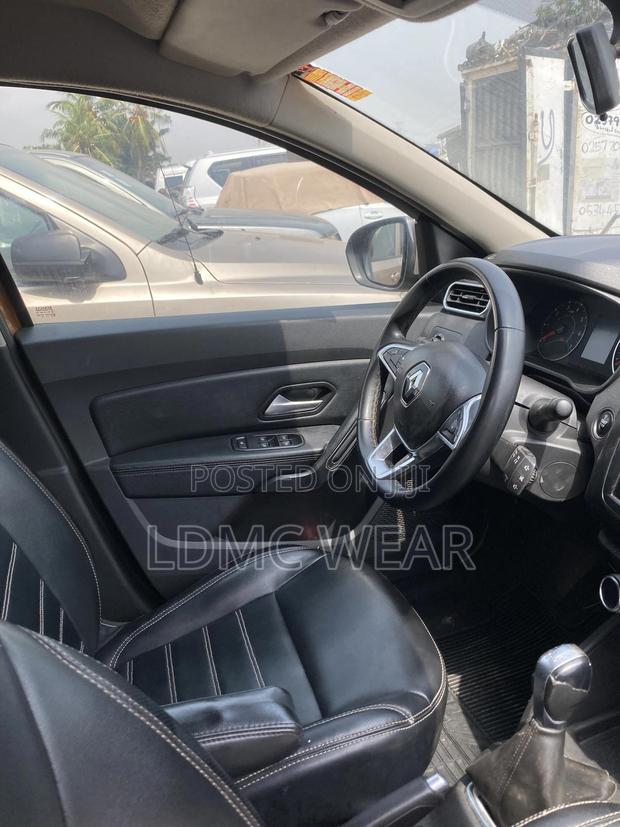 Renault Captur 2020 Gold photo 4