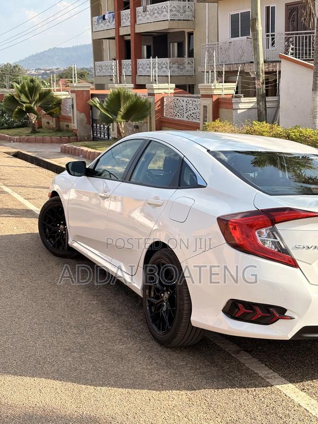 Honda Civic EX 4dr Sedan (2.0L 4cyl) 2017 White photo 12