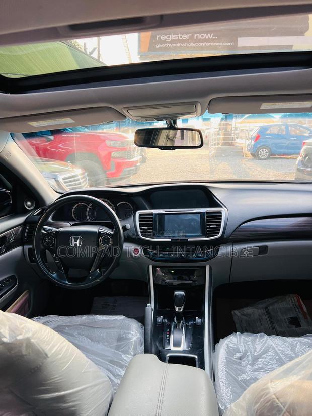 Honda Accord 2017 Blue photo 4