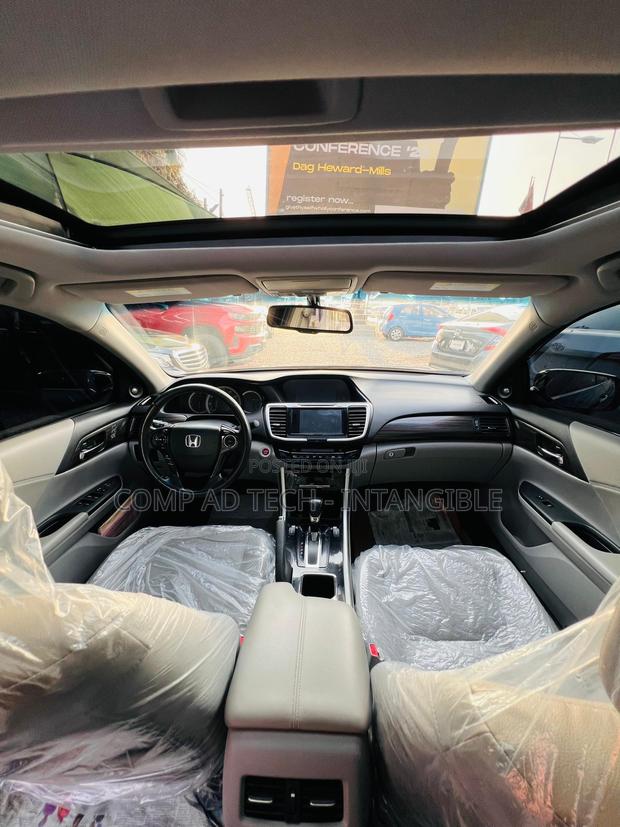 Honda Accord 2017 Blue photo 13