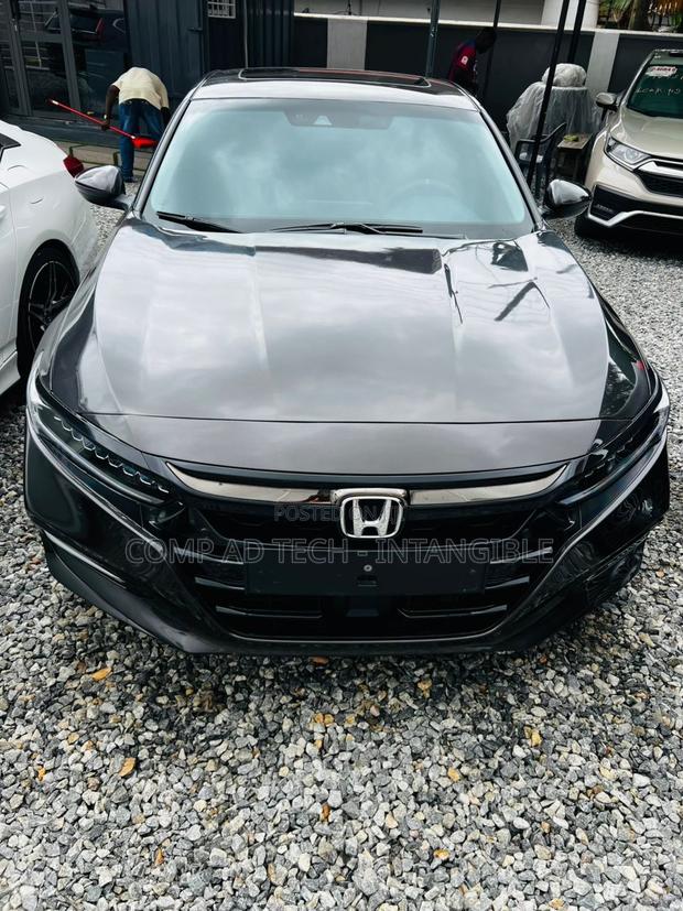 Honda Accord 2019 Black photo 2