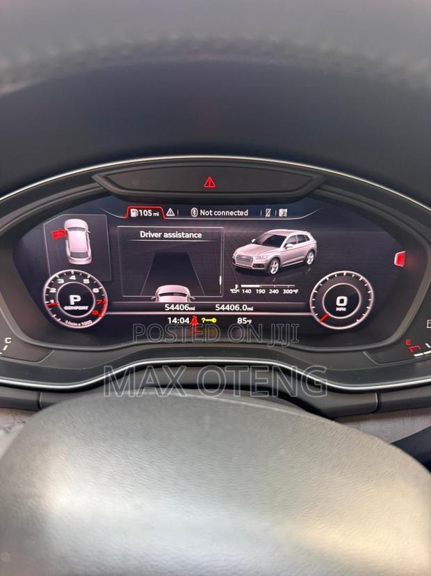 Audi Q5 2018 Black photo 11