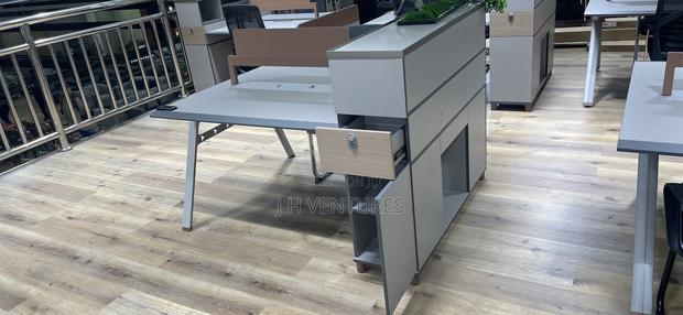 Workstation photo 5