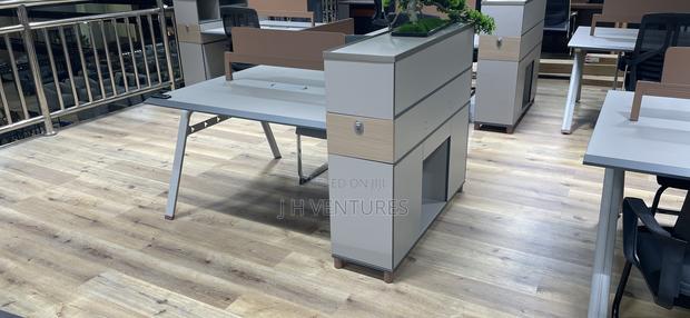 Workstation photo 4