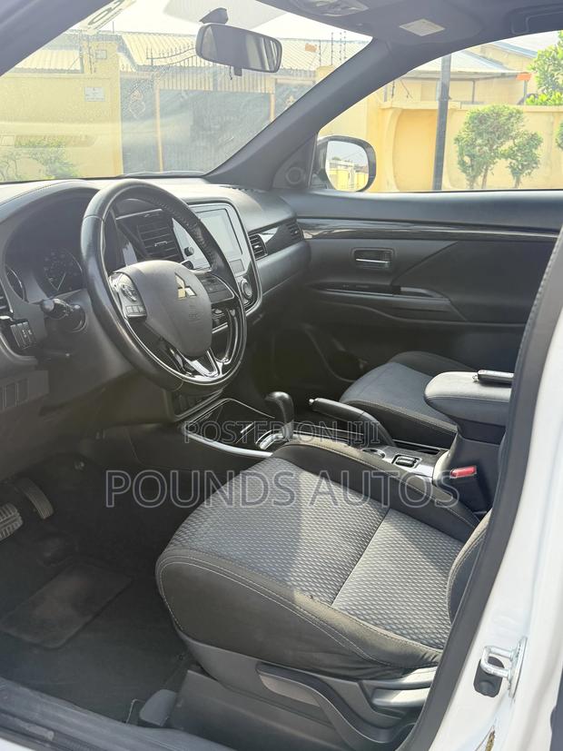 Mitsubishi Outlander SEL AWC 2018 White