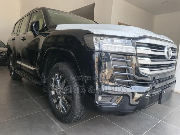 New Toyota Land Cruiser 2024 Black photo 2