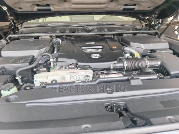 New Toyota Land Cruiser 2024 Black photo 4
