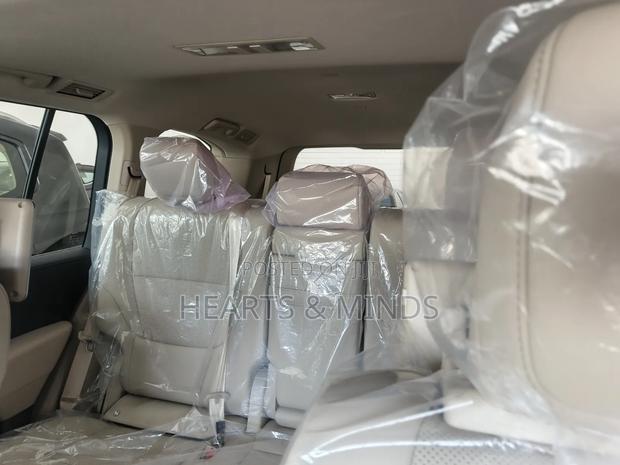 New Toyota Land Cruiser 2024 Black photo 8