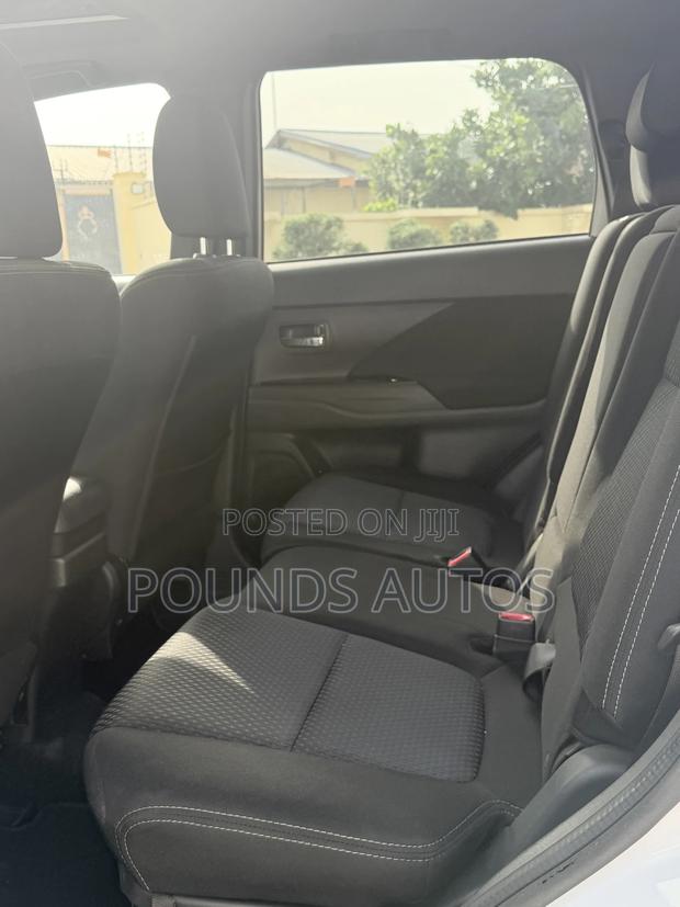 Mitsubishi Outlander SEL AWC 2018 White