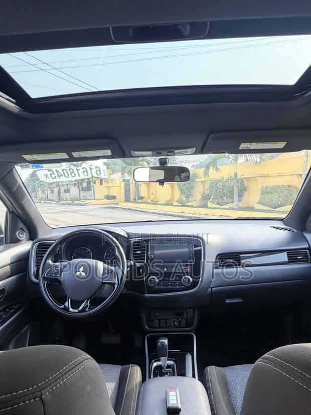 Mitsubishi Outlander SEL AWC 2018 White