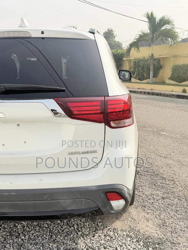 Mitsubishi Outlander SEL AWC 2018 White