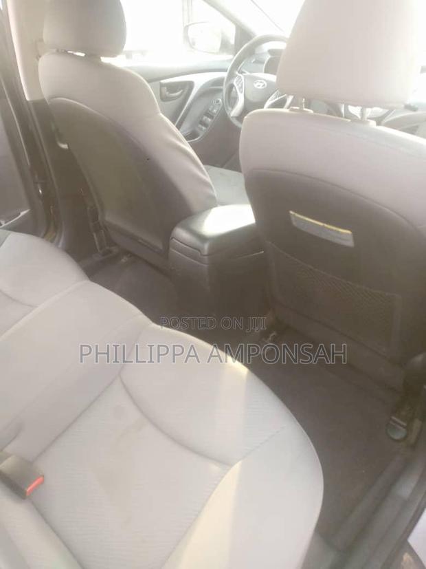 Hyundai Elantra 2011 Gray photo 5
