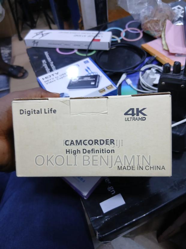 Digital Video Camera photo 2