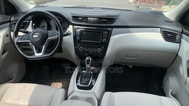 Nissan Qashqai 2020 Blue