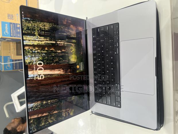 Laptop Apple MacBook Pro 16GB Apple M2 SSD 1T