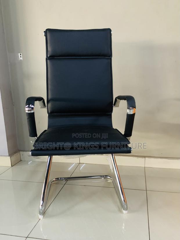 Visitors Chair photo 3