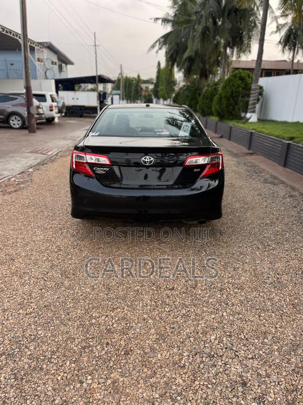 Toyota Camry SE 4dr Sedan (2.5L 4cyl 6A) 2014 Black