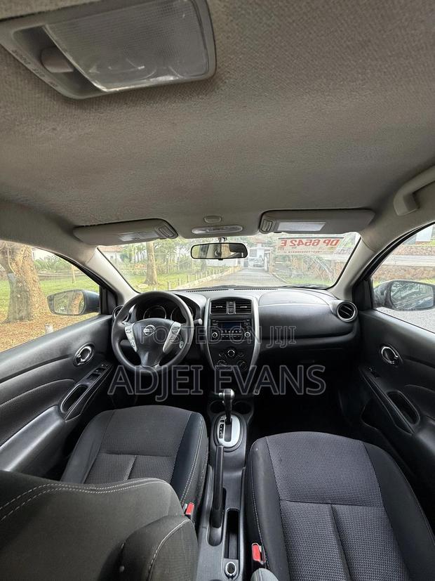 Nissan Versa 1.6 SV 2017 Blue photo 8