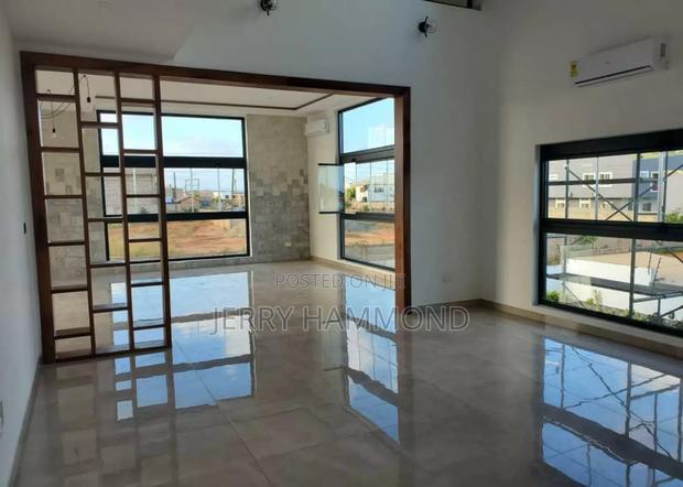 2bdrm Apartment in Tseaddo Chain Homes, New Town for rent · Photo 4