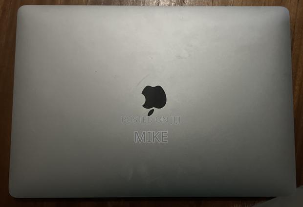 Laptop Apple MacBook Pro 2019 16GB Intel Core I7 SSD 512GB photo 2