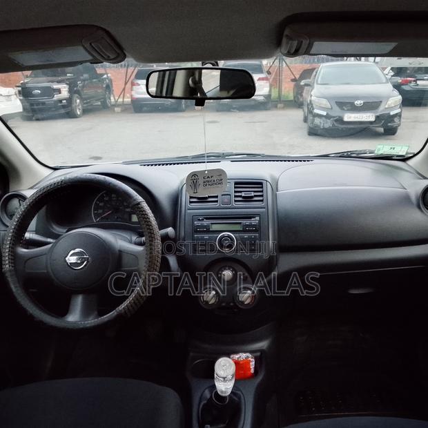 Nissan Versa 1.6 SV 2013 Silver photo 5