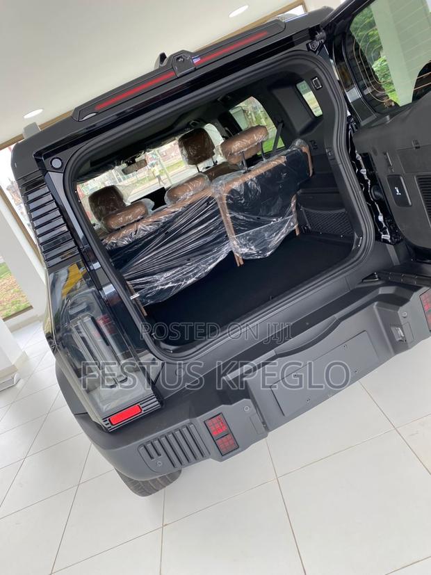 New Jetour T2 2.0 Petrol AWD 2025 Black photo 5