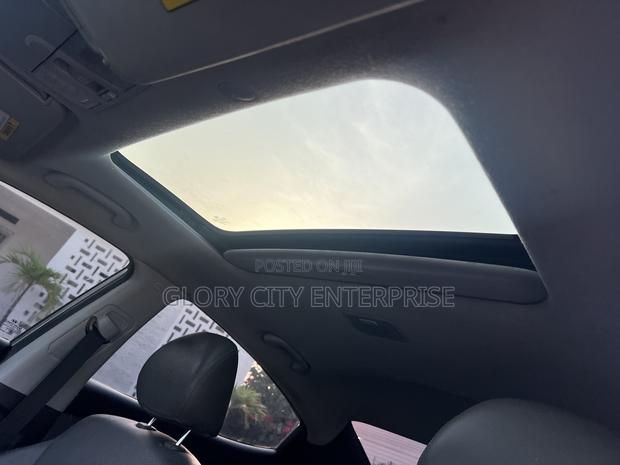 Hyundai Elantra Limited Sedan FWD (1.8L 4cyl 6A) 2013 Gray