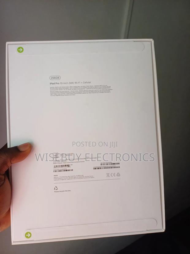 New Apple iPad Pro 13 (2024) 256 GB Gray photo 2