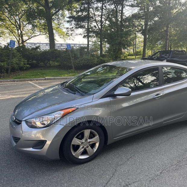 Hyundai Elantra 2011 Gray photo 9