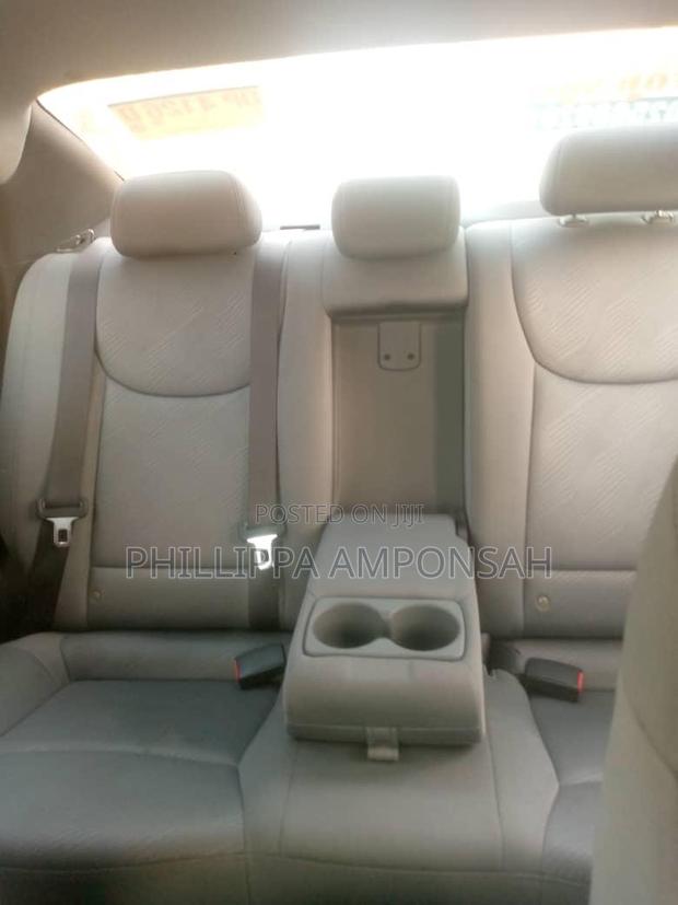 Hyundai Elantra 2016 Silver photo 5