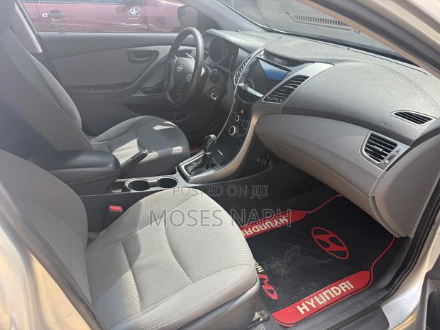 Hyundai Elantra 2014 Silver