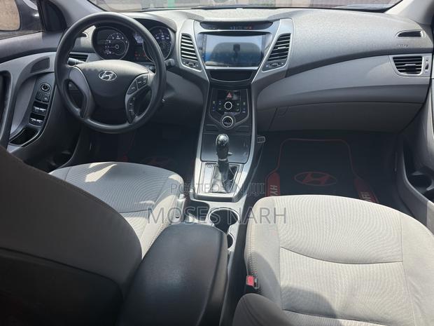 Hyundai Elantra 2014 Silver
