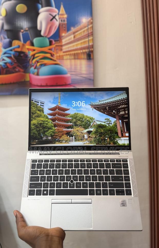 Laptop HP EliteBook 830 G7 16GB Intel Core I7 SSD 256GB