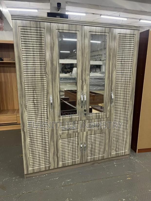 3 Door Wardrobe photo 2
