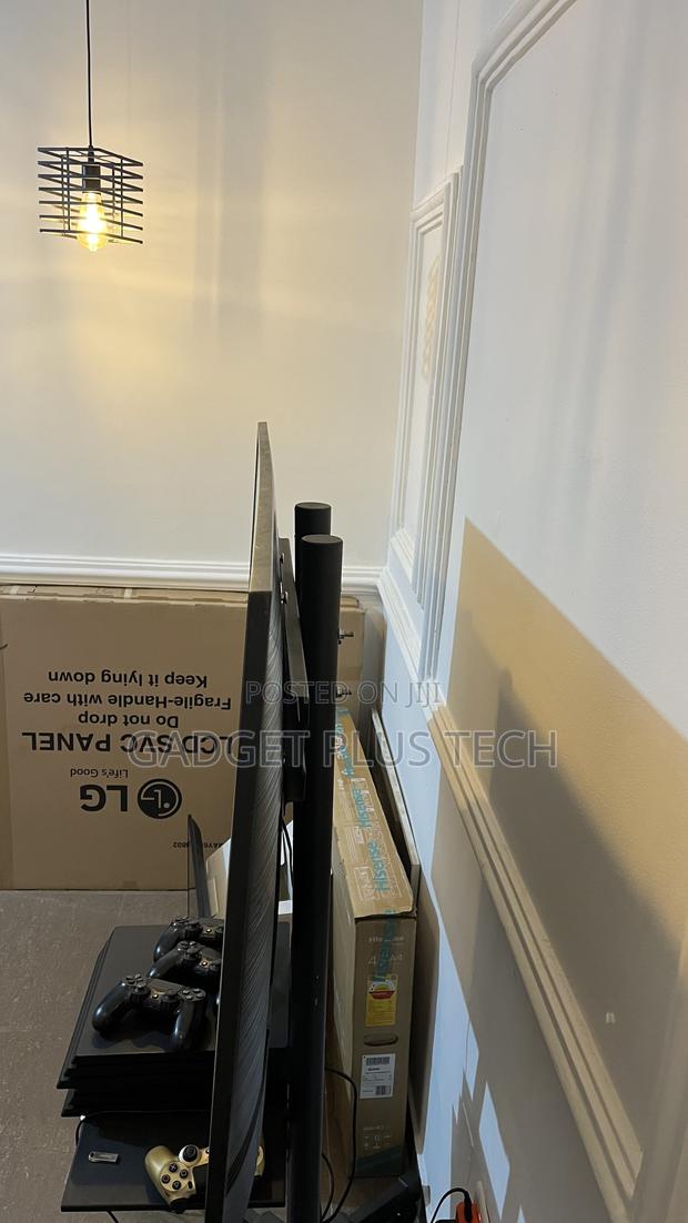 2020 50” Samsung Uhd Smart Tv From Germany photo 2