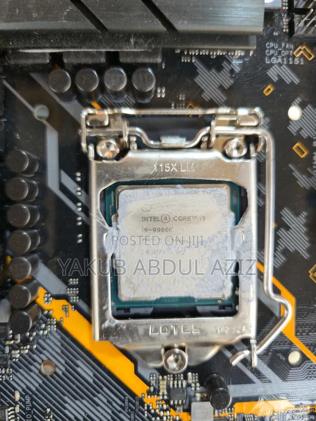 Core I9 Board and Processor photo 2