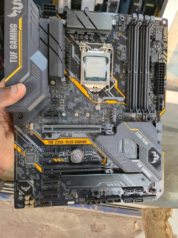Core I9 Board and Processor photo 4