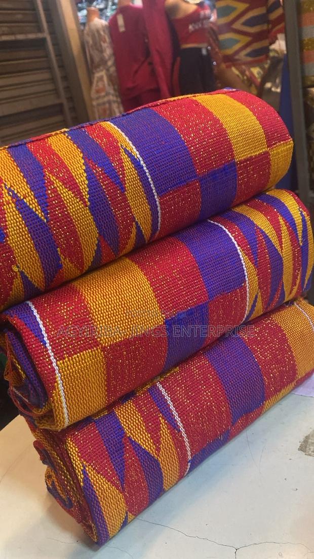 Heavy Bonwire Kente · Photo 3
