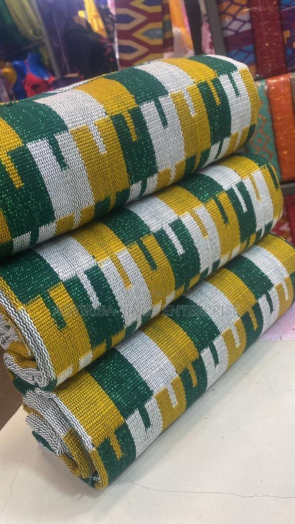 Green Bonwire Kente · Photo 3