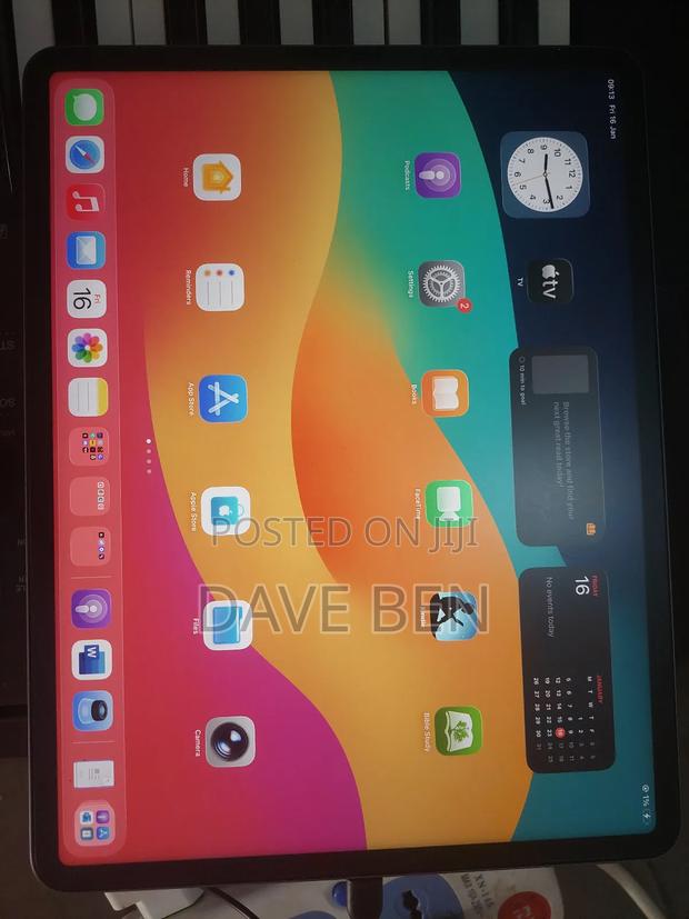 Apple iPad Pro 12.9 (2021) 256 GB Gray photo 2