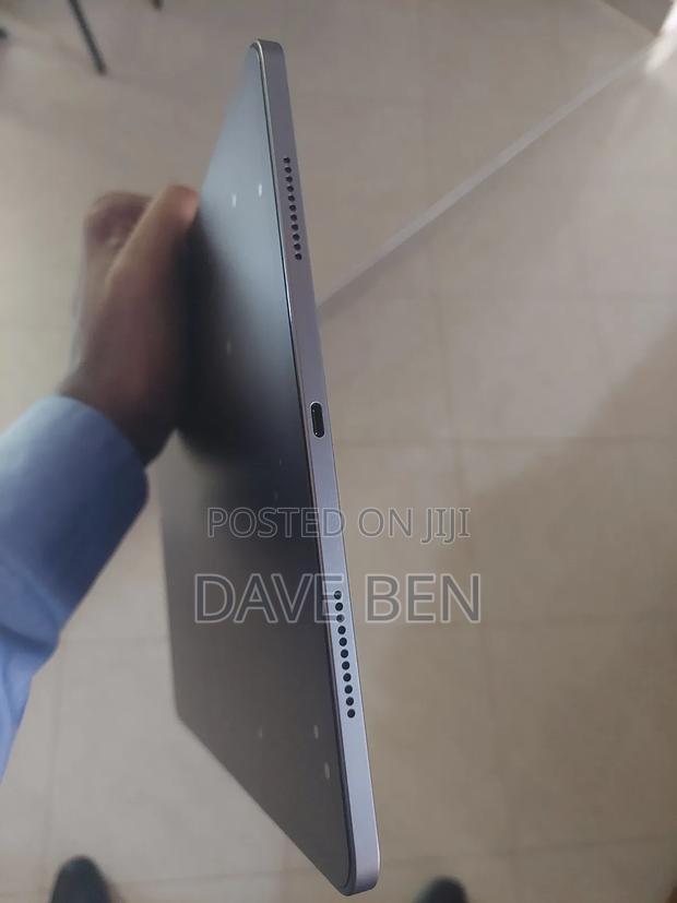 Apple iPad Pro 12.9 (2021) 256 GB Gray photo 4