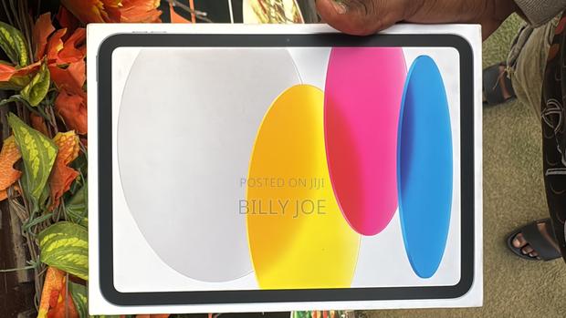 New Apple iPad (2025) 256 GB Silver photo 2